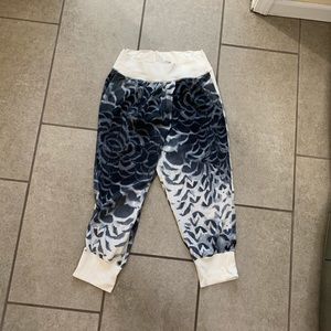 Lululemon Crop Pants